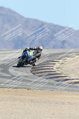 media/Oct-05-2025-CVMA (Sun) [[beeef4f201]]/Race 11-500-400(4)-350 Supersport/